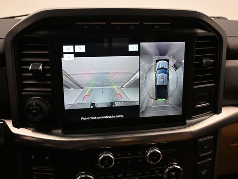 Used 2021 Ford F150 Lariat w/ FX4 Off-Road Package image 16