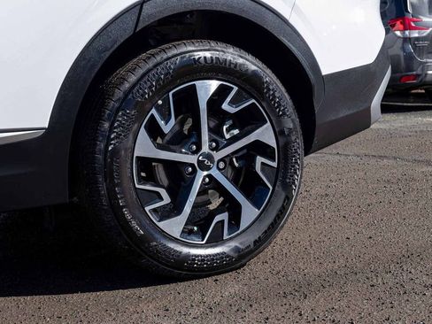 Used 2025 Kia Sportage EX w/ Premium Package image 8