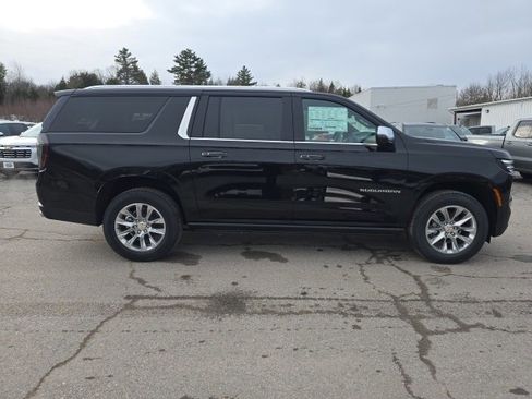 New 2026 Chevrolet Suburban Premier image 6