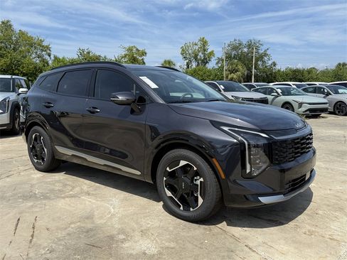 New 2026 Kia Sportage SX image 2