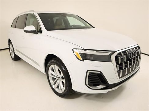Certified 2025 Audi Q7 3.0T Premium Plus w/ Premium Plus Package image 7