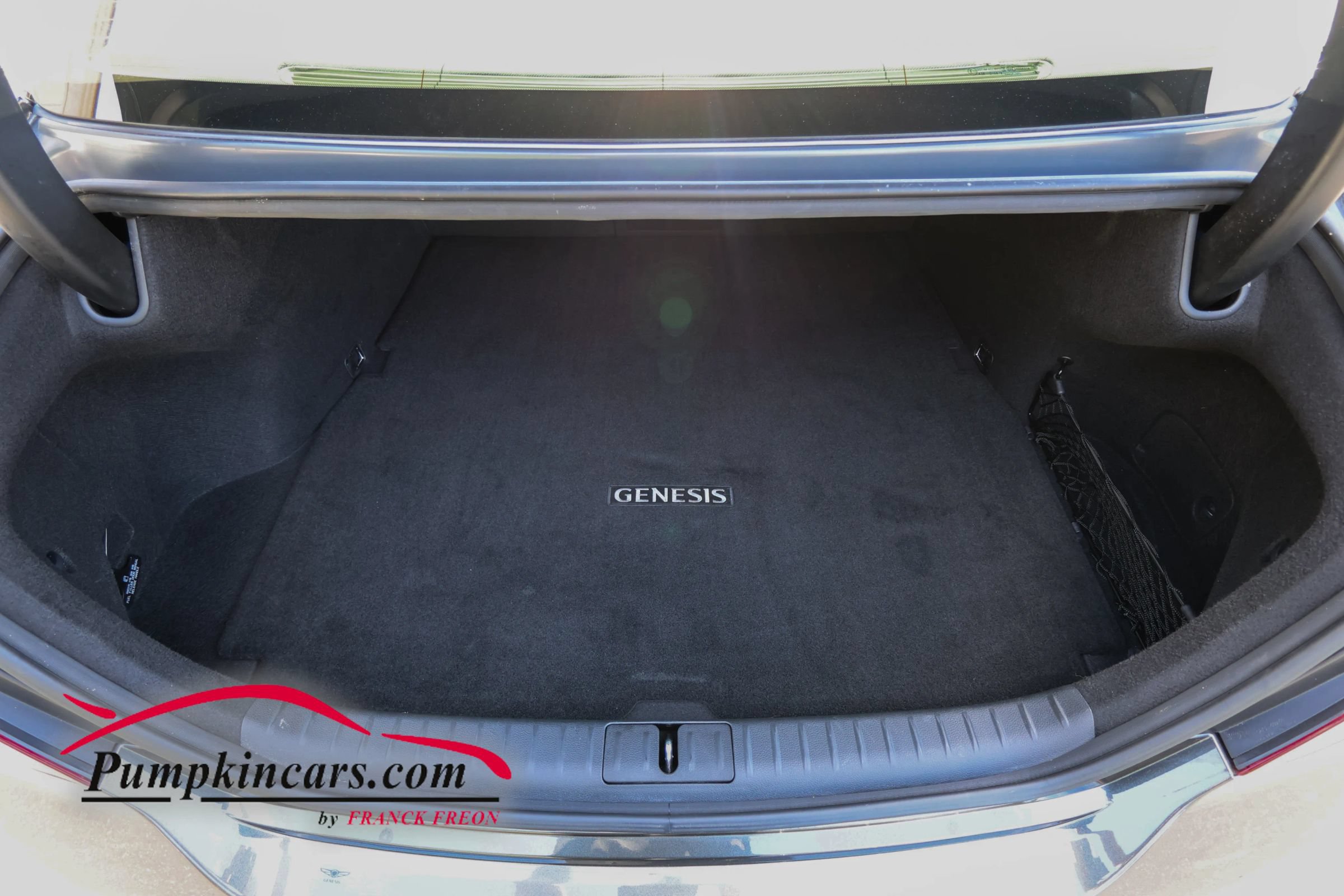 Used 2023 Genesis G70 2.0T RWD image 12