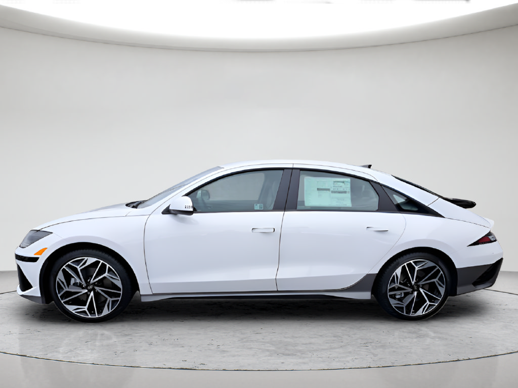 New 2025 Hyundai Ioniq 6 SEL AWD/4WD image 8