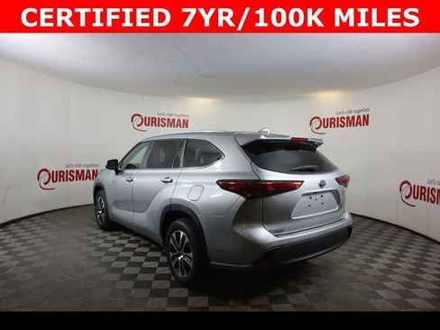 Used 2023 Toyota Highlander XLE image 8