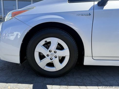 Used 2010 Toyota Prius Five FWD image 18