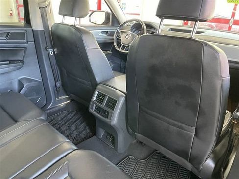 Used 2018 Volkswagen Atlas SE AWD/4WD image 29