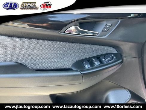Used 2025 Chevrolet TrailBlazer LT AWD/4WD image 11