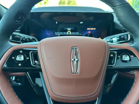 New 2026 Lincoln Aviator Reserve image 25