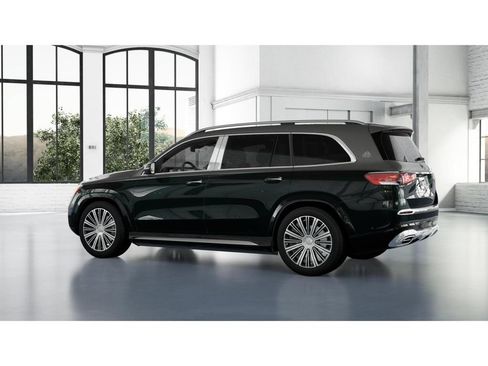 Used 2024 Mercedes-Benz Maybach GLS 600 4MATIC image 31