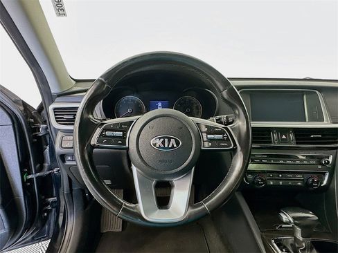 Used 2019 Kia Optima EX w/ EX Premium Package image 11