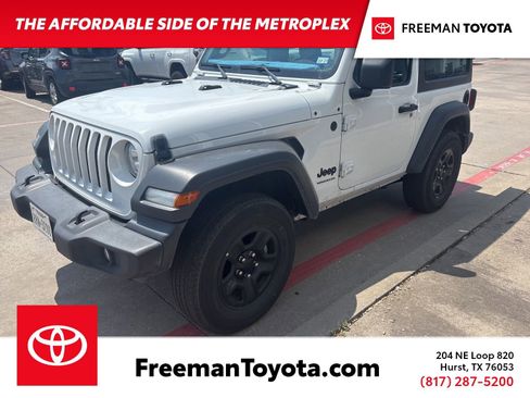 Used 2022 Jeep Wrangler Sport AWD/4WD image 1