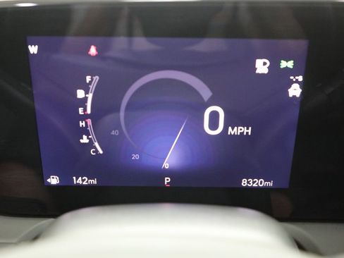 Certified 2024 Buick Encore GX Avenir w/ Avenir Convenience Package AWD/4WD image 4