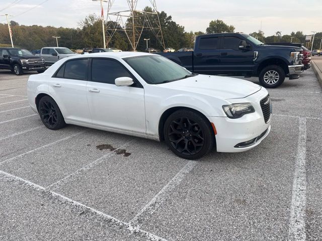 Used 2019 Chrysler 300 S RWD image 1