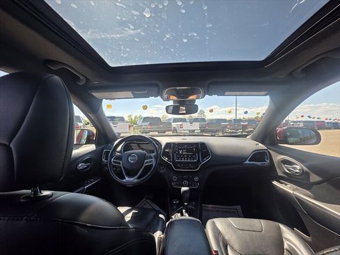 Used 2019 Jeep Cherokee High Altitude AWD/4WD image 13