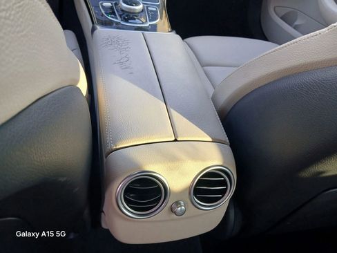 Used 2018 Mercedes-Benz C 300 Sedan w/ Premium Package image 27