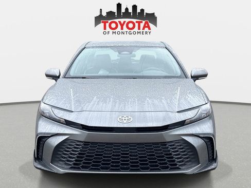 New 2026 Toyota Camry SE image 8