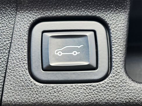 Used 2019 GMC Acadia Denali w/ Technology Package image 33