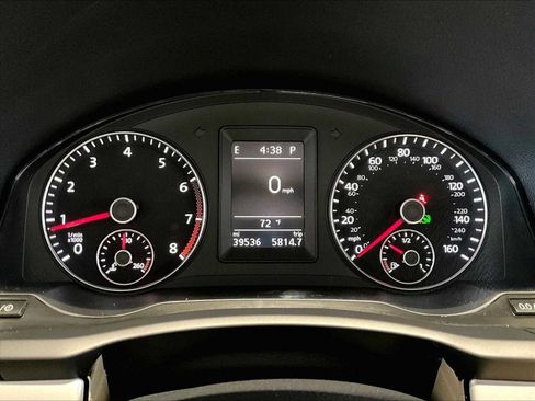 Used 2014 Volkswagen Eos Komfort FWD image 21