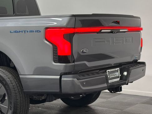 Used 2023 Ford F150 Lightning Lariat w/ Tow Technology Package AWD/4WD image 8