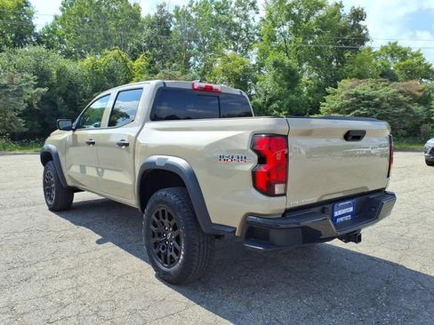 Used 2023 Chevrolet Colorado Trail Boss w/ Advanced Trailering Package AWD/4WD image 5