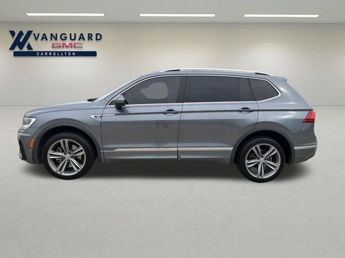 Used 2019 Volkswagen Tiguan SEL image 2