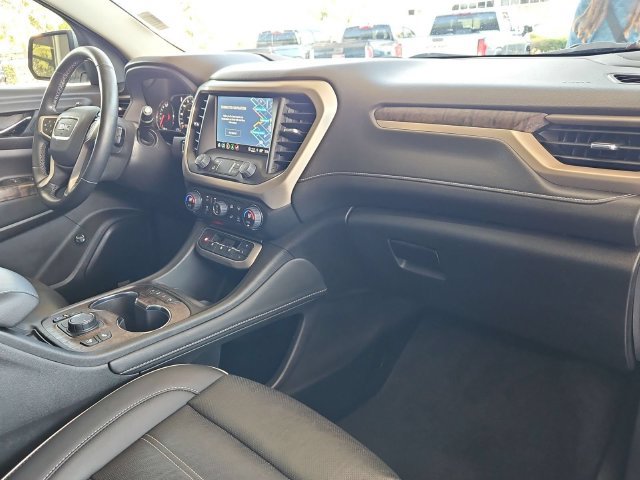 Certified 2023 GMC Acadia Denali w/ Denali Ultimate Package FWD image 30