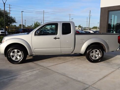 Used 2013 Nissan Frontier SV w/ SV Value Truck Pkg image 7