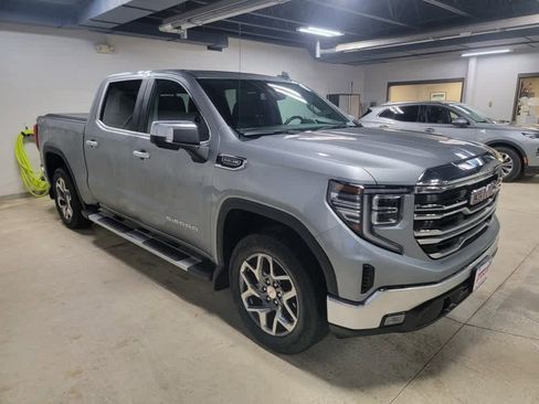 Certified 2023 GMC Sierra 1500 SLT w/ SLT Premium Package image 3