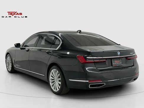 Used 2022 BMW 740i w/ Premium Package RWD image 6