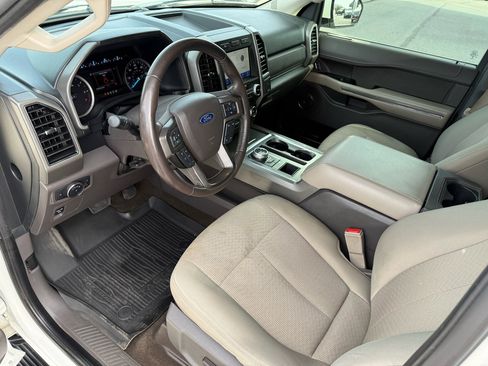 Used 2020 Ford Expedition Max XLT image 12