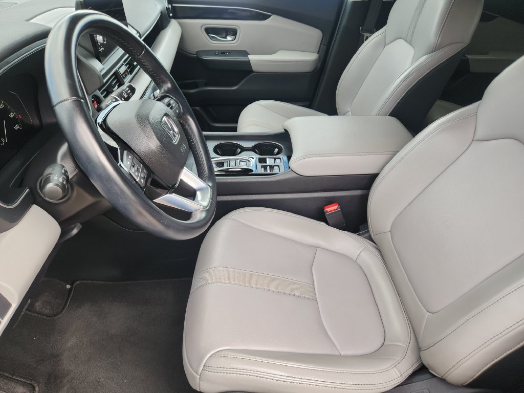 Used 2023 Honda Pilot EX-L image 12
