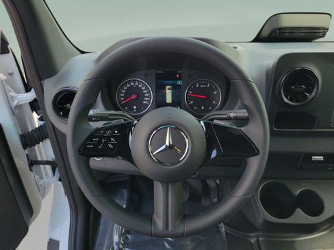 New 2025 Mercedes-Benz Sprinter 2500 image 20