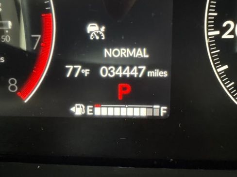 Used 2023 Honda Pilot LX image 15