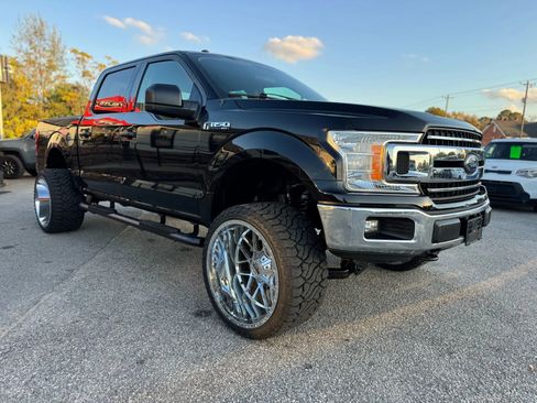 Used 2018 Ford F150 XLT image 10