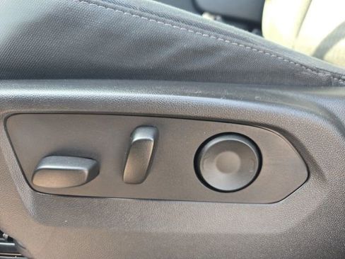 Used 2024 GMC Sierra 1500 SLE w/ Preferred Package image 23