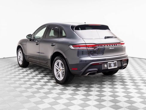 Certified 2025 Porsche Macan image 3