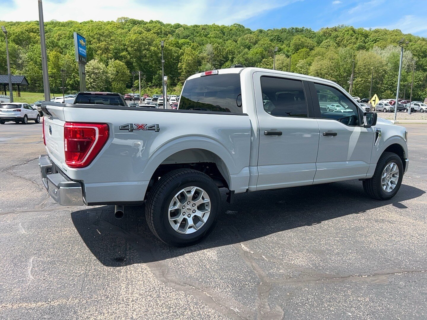 Used 2023 Ford F150 XLT AWD/4WD image 4