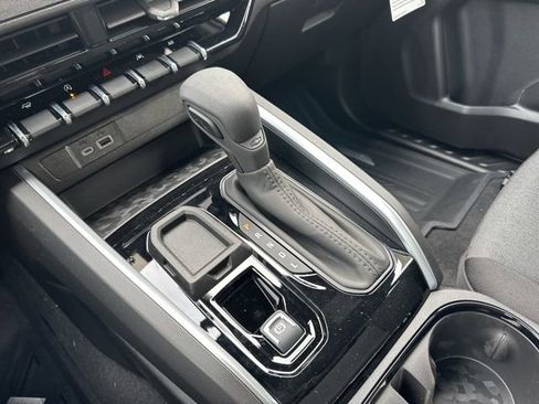 New 2026 Chevrolet Colorado W/T w/ WT Custom Package image 28