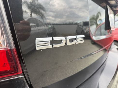 Used 2012 Ford Edge Limited w/ Driver Entry Pkg image 21