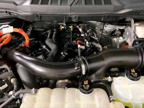 Used 2024 Ford F150 XLT w/ Equipment Group 302A MID AWD/4WD image 10