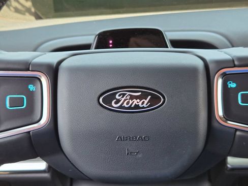 Used 2026 Ford Expedition Tremor AWD/4WD image 13