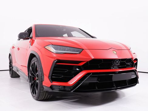 Used 2022 Lamborghini Urus AWD/4WD image 17