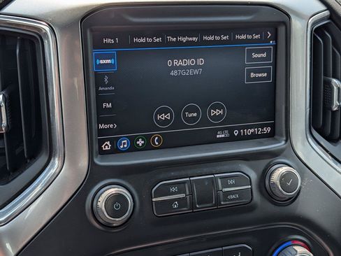 Used 2022 Chevrolet Silverado 1500 LT Trail Boss AWD/4WD image 18