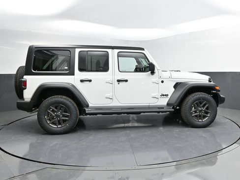 New 2026 Jeep Wrangler Unlimited Sport AWD/4WD image 11