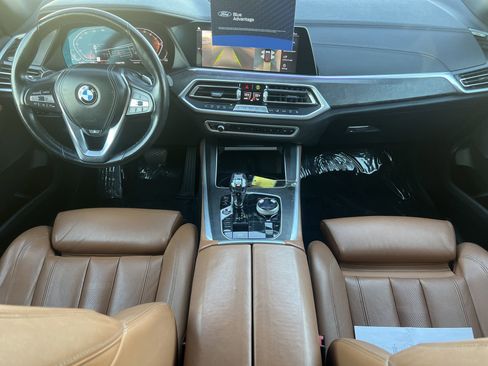 Used 2022 BMW X5 sDrive40i w/ Executive Package image 4