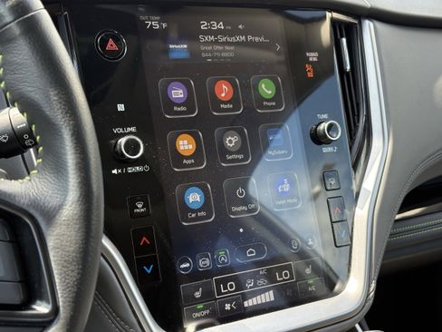 Used 2025 Subaru Outback Onyx Edition image 24