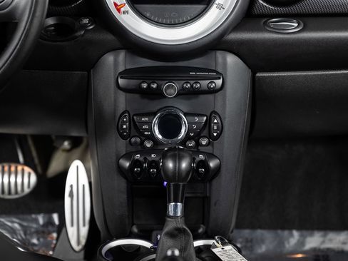 Used 2013 MINI Cooper Clubman S FWD image 28