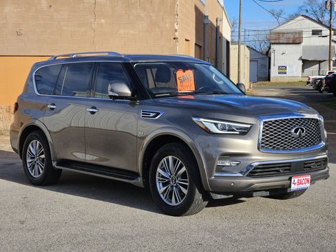 Used 2019 INFINITI QX80 Luxe w/ Proassist Package image 3