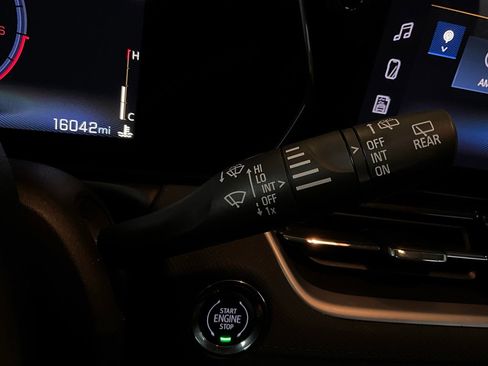 Used 2025 Chevrolet TrailBlazer LT image 34