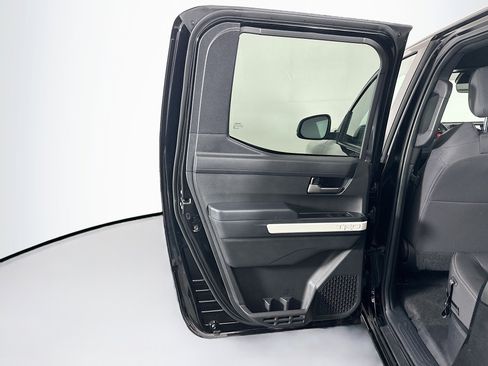 Used 2024 Toyota Tacoma TRD Off-Road image 26